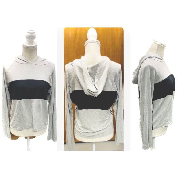 A FINE LINE | S | Crop Raw Hem Hoodie Pullover Bell Striped Colorblock Trim Top - Picture 1 of 16